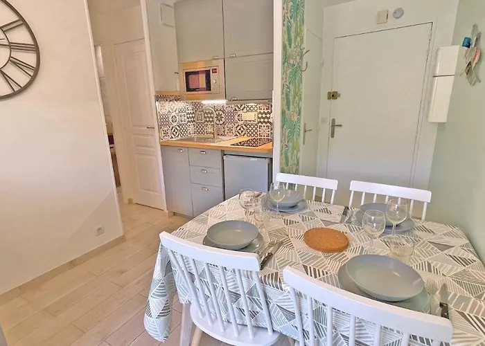 Golfe Bleu Apartment